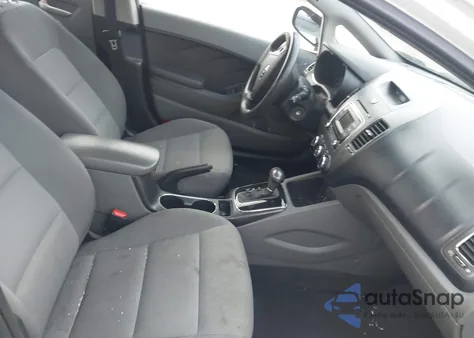 2017 Kia Forte Lx из США, поврежденный, VIN 3KPFK4A70HE107124